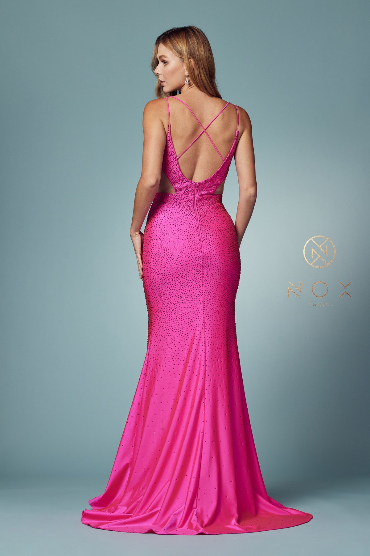 Sparkle in Elegance: Prom Dress with Slit_NX E1003